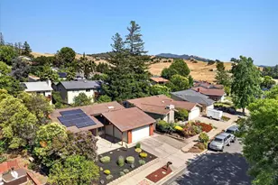 714 Navaronne Way, Concord, CA 94518 - Photo 2