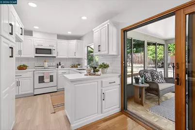 714 Navaronne Way, Concord, CA 94518 - Photo 24