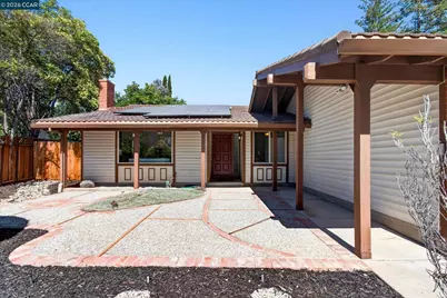 714 Navaronne Way, Concord, CA 94518 - Photo 8