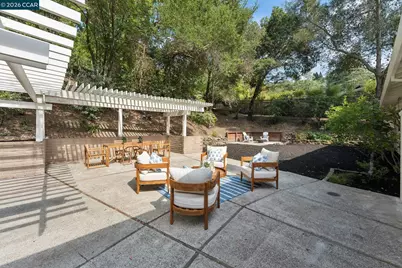 694 Glorietta Blvd, Lafayette, CA 94549 - Photo 38