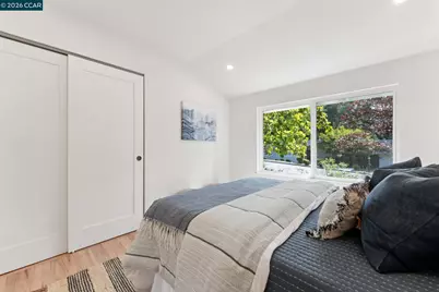 694 Glorietta Blvd, Lafayette, CA 94549 - Photo 28