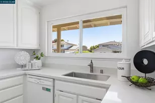 1748 Elmhurst Ln, Concord, CA 94521 - Photo 18