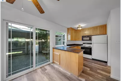 8848 La Riviera Dr #B, Sacramento, CA 95826 - Photo 1