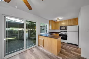 8848 La Riviera Dr, Sacramento, CA 95826 - Photo 1