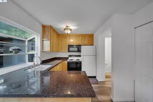 8848 La Riviera Dr, Sacramento, CA 95826 - Photo 8