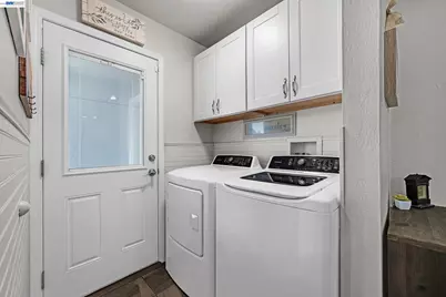 25483 Lindenwood Way, Hayward, CA 94545 - Photo 22