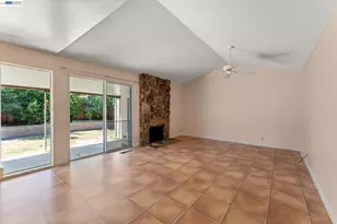 5359 Pecan Blossom Dr, San Jose, CA 95123 - Photo 16