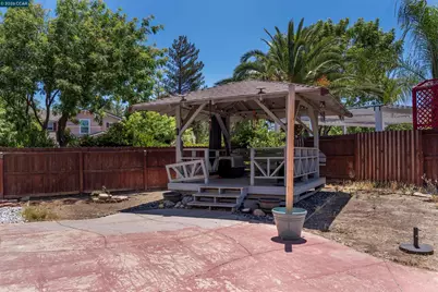 1418 Longhorn Ln, Patterson, CA 95363 - Photo 16