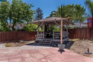 1418 Longhorn Ln, Patterson, CA 95363 - Photo 16