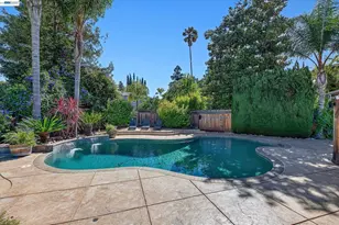 3445 Claridge Dr, Danville, CA 94526 - Photo 30