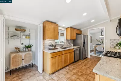 2342 Gehringer Dr, Concord, CA 94520 - Photo 22
