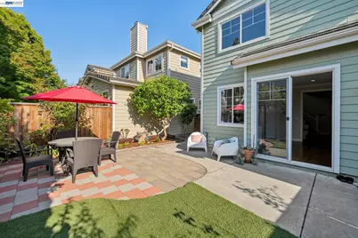 35 Britt Ct, Alameda, CA 94502 - Photo 34