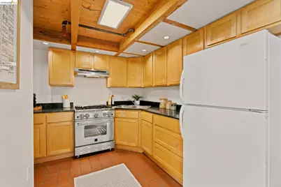 1920 Union St #9, Oakland, CA 94607 - Photo 16