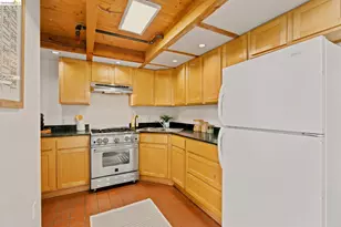 1920 Union St, Oakland, CA 94607 - Photo 16