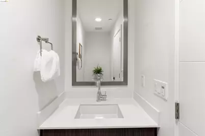 1355 Pullman Way, Oakland, CA 94607 - Photo 42