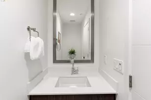 1355 Pullman Wy, Oakland, CA 94607 - Photo 42