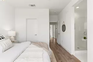1355 Pullman Wy, Oakland, CA 94607 - Photo 30