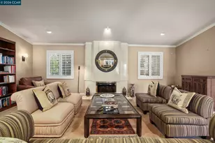 738 Mandarin Ln, Walnut Creek, CA 94598 - Photo 4