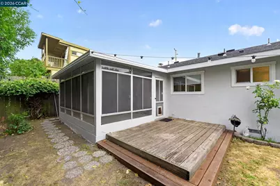 1325 Belfair Dr, Pinole, CA 94564 - Photo 30