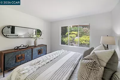 1941 Skycrest Dr #6, Walnut Creek, CA 94595 - Photo 34