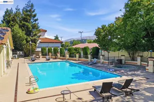 800 Abel St, Milpitas, CA 95035 - Photo 46