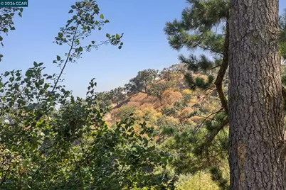 1 Heritage Oaks Rd, Pleasant Hill, CA 94523 - Photo 68