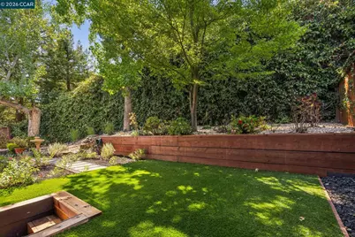 1 Heritage Oaks Rd, Pleasant Hill, CA 94523 - Photo 64