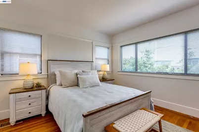 1017 Pearl St, Alameda, CA 94501 - Photo 18