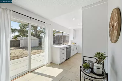 6417 Feliciter Way, Citrus Heights, CA 95610 - Photo 8