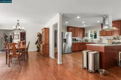 370 Castello, Lafayette, CA 94549 - Photo 8