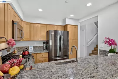 4042 Rio Ct, San Jose, CA 95134 - Photo 14