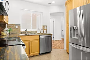 5439 Sunstar Commons, Fremont, CA 94555 - Photo 14