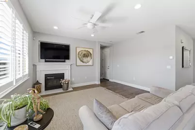 72 Greystone Pl, Pittsburg, CA 94565 - Photo 16