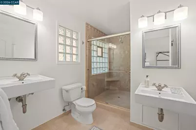 10 Darnby Ct, Orinda, CA 94563 - Photo 24