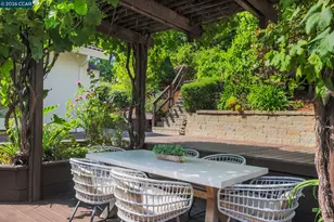 10 Darnby Ct, Orinda, CA 94563 - Photo 34