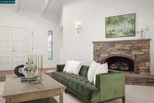 10 Darnby Ct, Orinda, CA 94563 - Photo 10