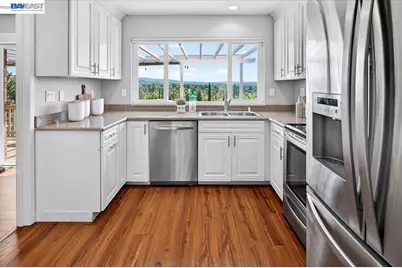 1912 Ptarmigan Dr #2, Walnut Creek, CA 94595 - Photo 6