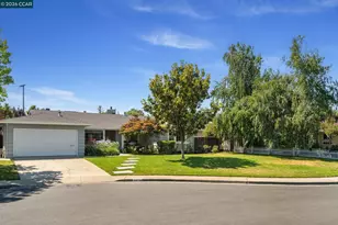 3074 Santa Maria Ct, Concord, CA 94518 - Photo 2