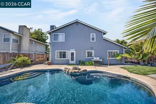 6021 Marsh Hawk Ct, Elk Grove, CA 95758 - Photo 2