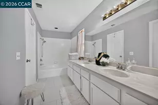 6021 Marsh Hawk Ct, Elk Grove, CA 95758 - Photo 34