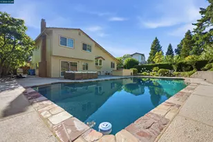 385 Century Cir, Danville, CA 94526 - Photo 36