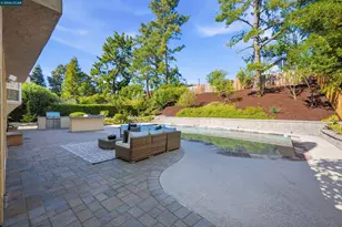 385 Century Cir, Danville, CA 94526 - Photo 34