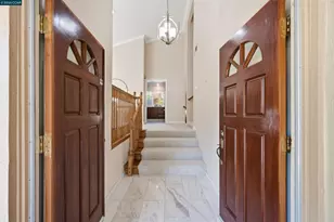 385 Century Cir, Danville, CA 94526 - Photo 4