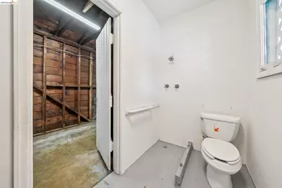 201 Warwick Ave, San Leandro, CA 94577 - Photo 76