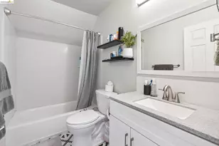 3271 Kempton Ave, Oakland, CA 94611 - Photo 48