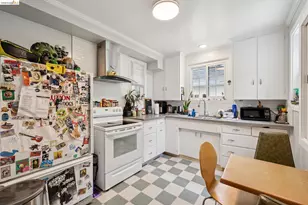 3271 Kempton Ave, Oakland, CA 94611 - Photo 12