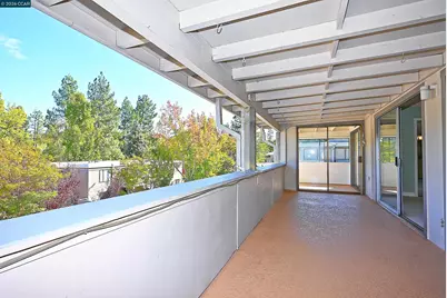 1361 Singingwood Ct #7, Walnut Creek, CA 94595 - Photo 10