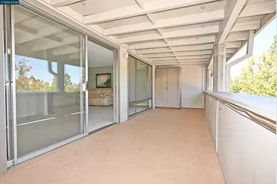 1361 Singingwood Ct #7, Walnut Creek, CA 94595 - Photo 6