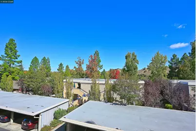 1361 Singingwood Ct #7, Walnut Creek, CA 94595 - Photo 8