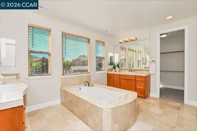 1077 Laguna Creek Ln, Pleasanton, CA 94566 - Photo 28